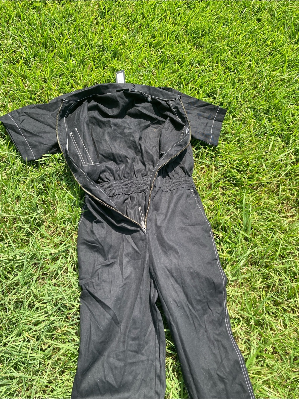 Dickies Black Short-Sleeve Work Jumpsuit with Contrast Stitching - Picture 5 of 11